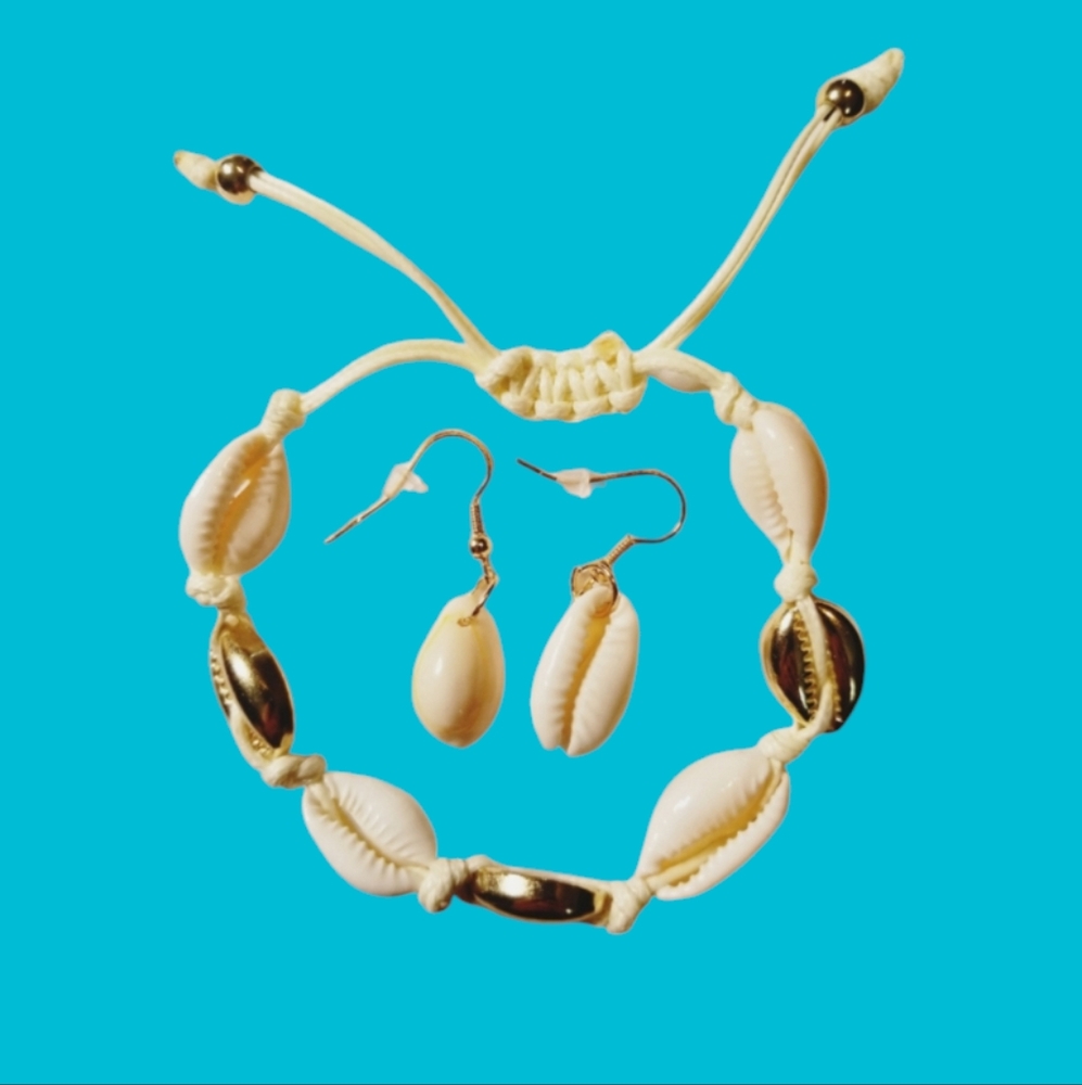 3 for $15 Cowrie Bracelet & Earrings Set